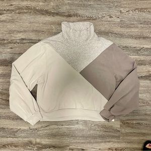 Abercrombie & Fitch Super Soft Turtleneck - Geometric Grey White - M